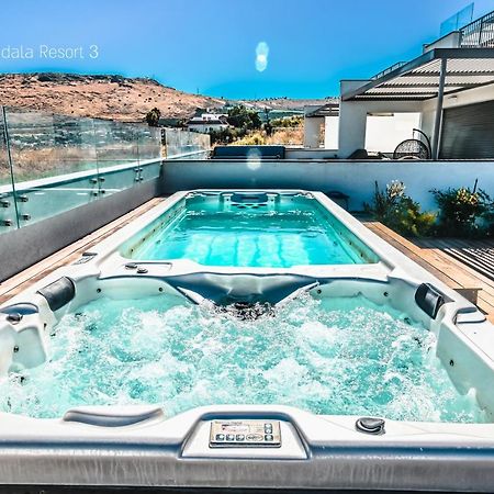Yalarent Magdala Resort- Luxury Suites With Pool Or Jacuzzi With Sea View ミグダル エクステリア 写真