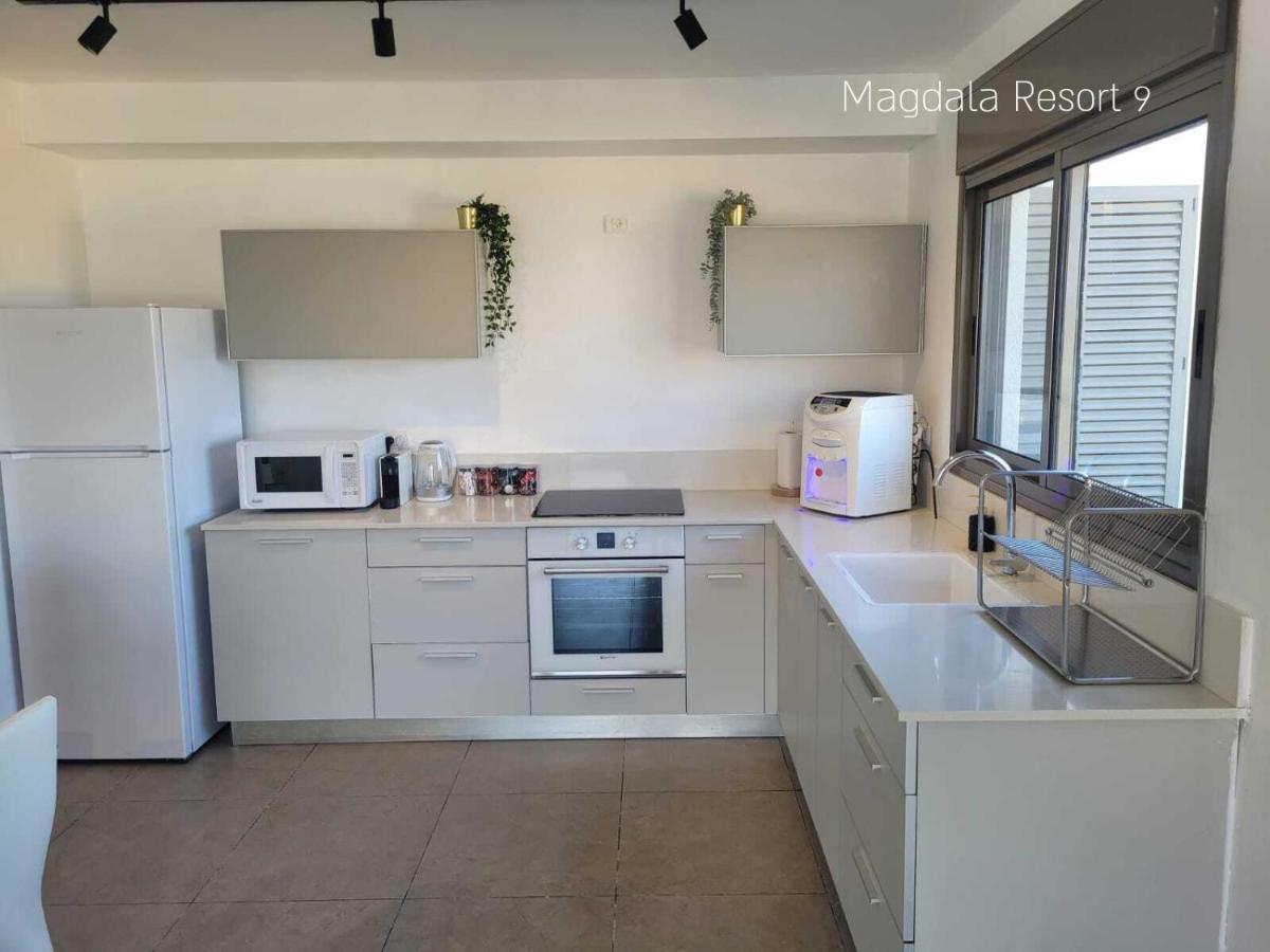 Yalarent Magdala Resort- Luxury Suites With Pool Or Jacuzzi With Sea View ミグダル エクステリア 写真