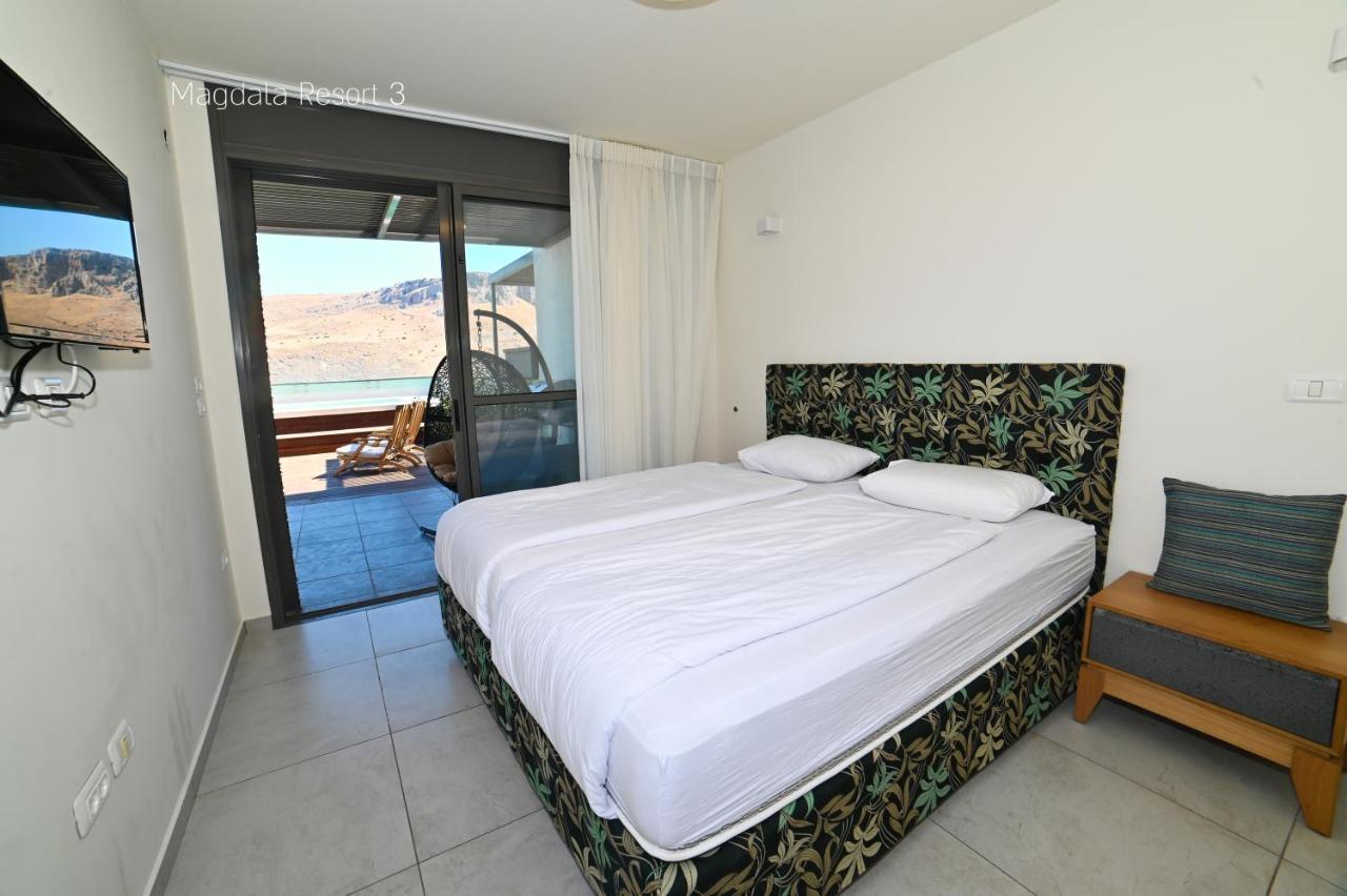 Yalarent Magdala Resort- Luxury Suites With Pool Or Jacuzzi With Sea View ミグダル エクステリア 写真