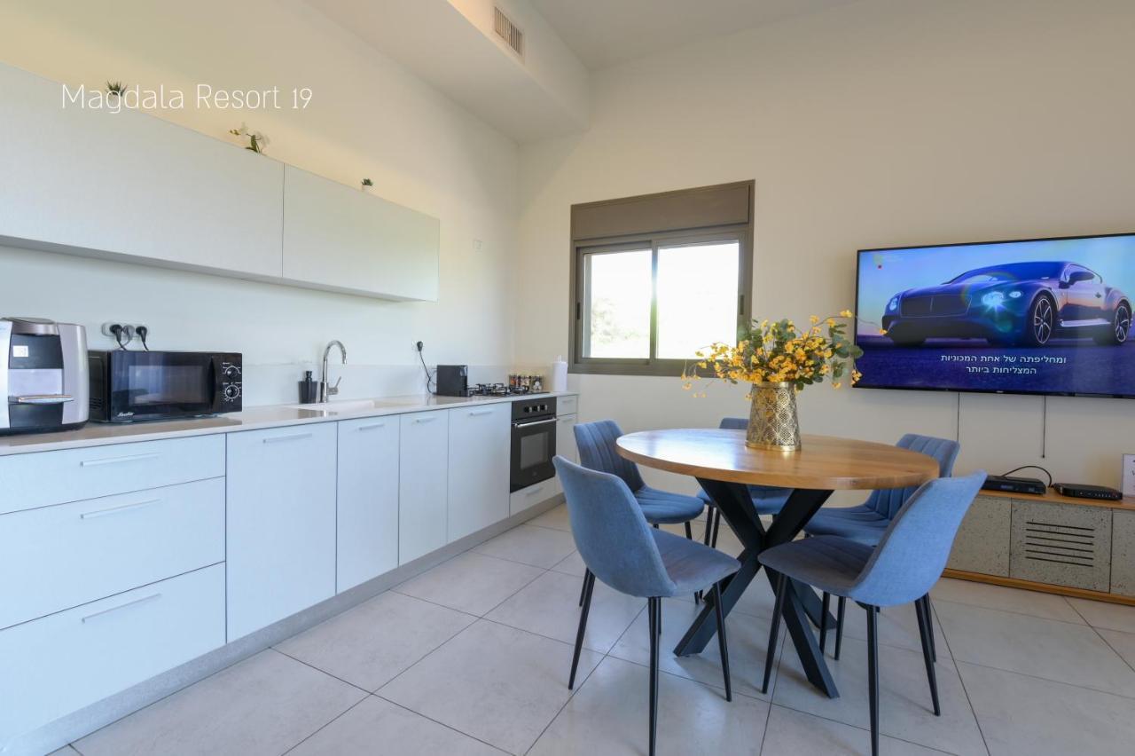 Yalarent Magdala Resort- Luxury Suites With Pool Or Jacuzzi With Sea View ミグダル エクステリア 写真