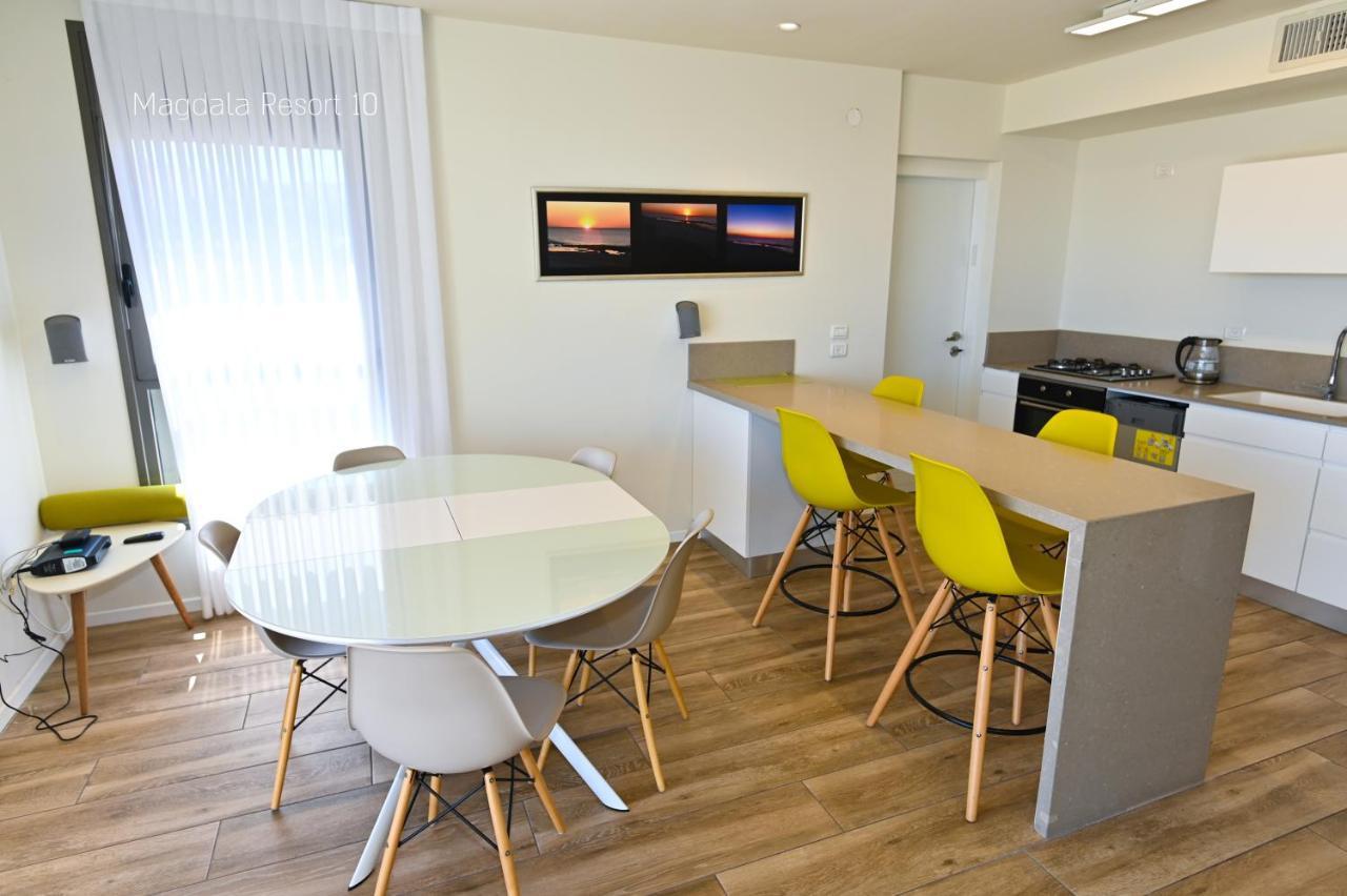 Yalarent Magdala Resort- Luxury Suites With Pool Or Jacuzzi With Sea View ミグダル エクステリア 写真