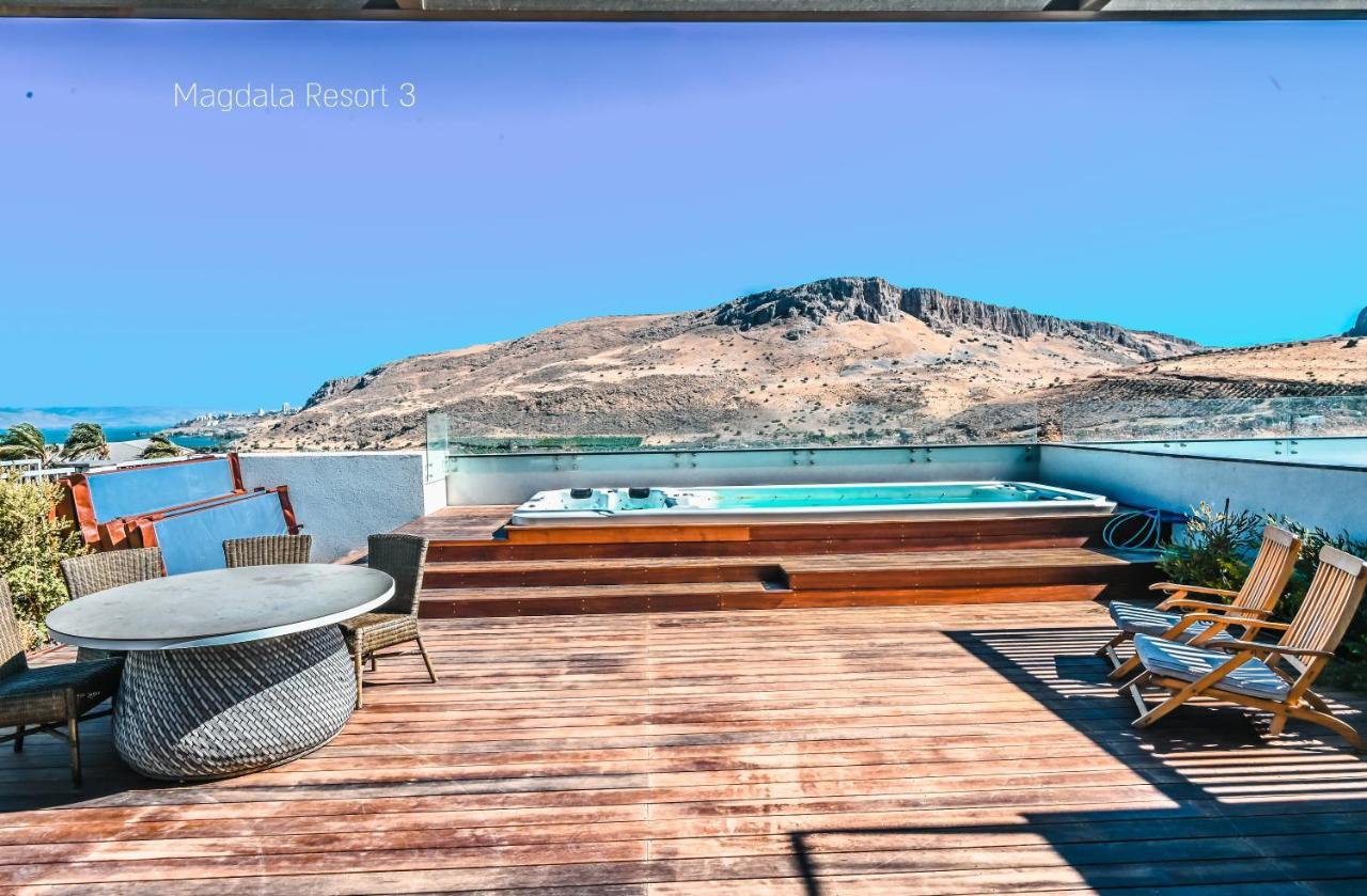 Yalarent Magdala Resort- Luxury Suites With Pool Or Jacuzzi With Sea View ミグダル エクステリア 写真