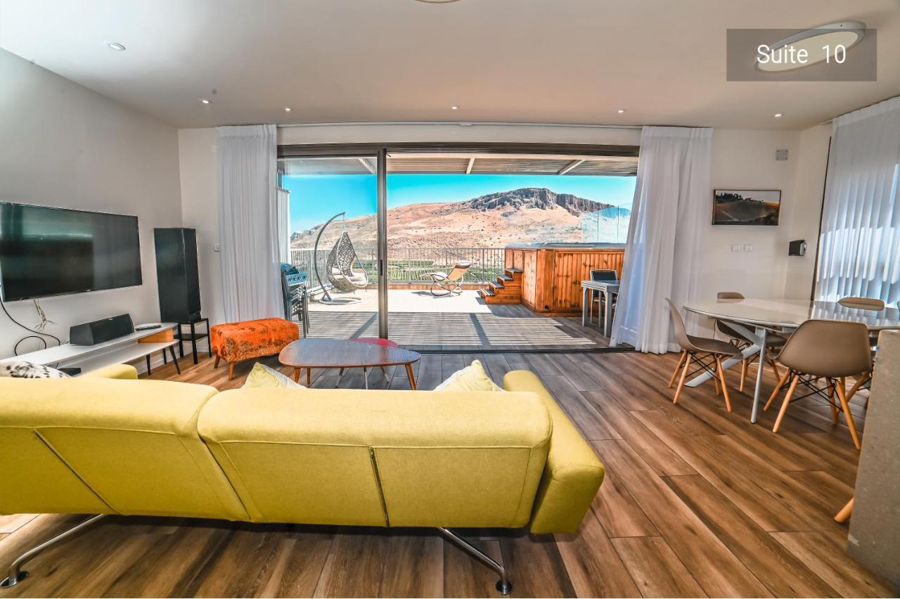 Yalarent Magdala Resort- Luxury Suites With Pool Or Jacuzzi With Sea View ミグダル エクステリア 写真