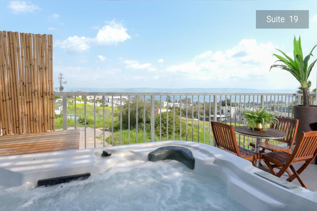 Yalarent Magdala Resort- Luxury Suites With Pool Or Jacuzzi With Sea View ミグダル エクステリア 写真